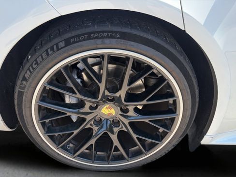 Used 2018 Porsche Panamera 4 AWD/4WD image 26