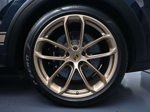 Certified 2024 Porsche Cayenne Turbo GT image 26