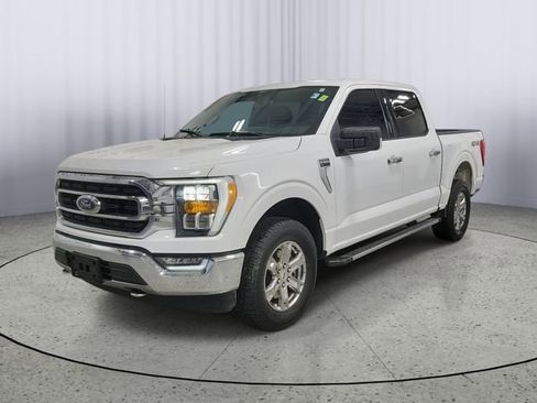 Certified 2021 Ford F150 XLT w/ Equipment Group 302A High image 4