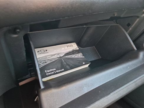 Used 2023 Chevrolet Equinox LT w/ LPO, Floor Liner Package image 21