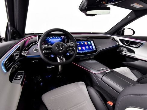 Certified 2025 Mercedes-Benz E 53 AMG e 4MATIC Sedan image 28