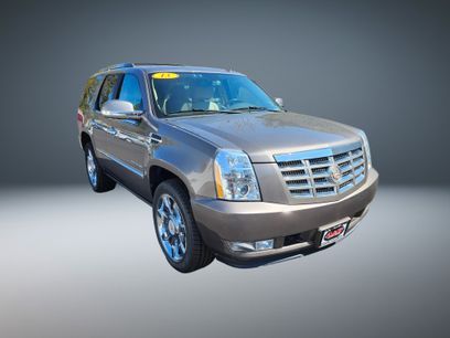 Used 2013 Cadillac Escalade Luxury