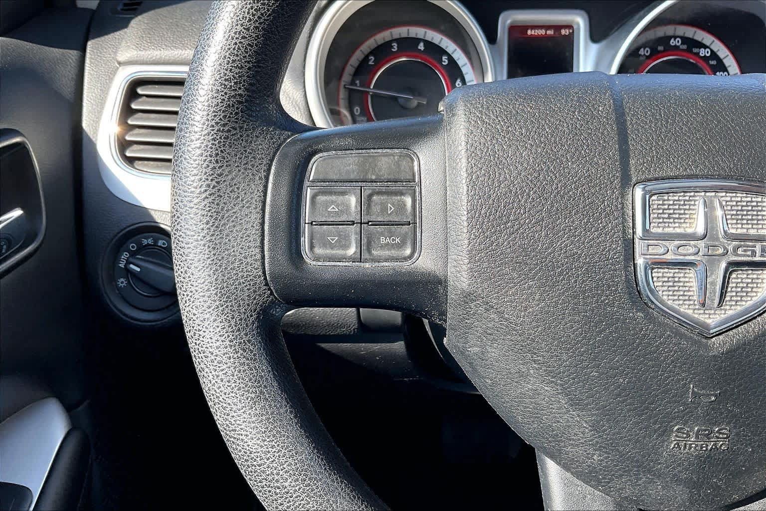 Used 2018 Dodge Journey SE w/ Blacktop Package FWD image 23
