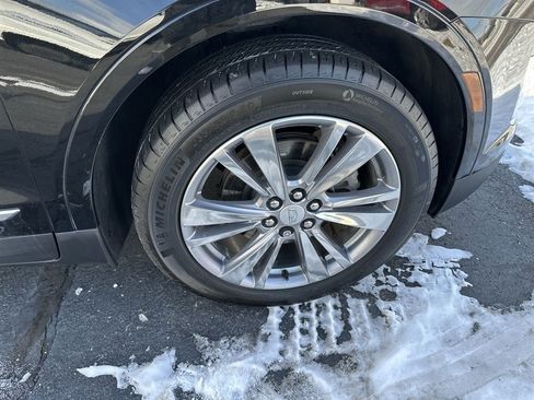 Certified 2024 Cadillac XT5 Premium Luxury w/ LPO, Floor Liner Package AWD/4WD image 10