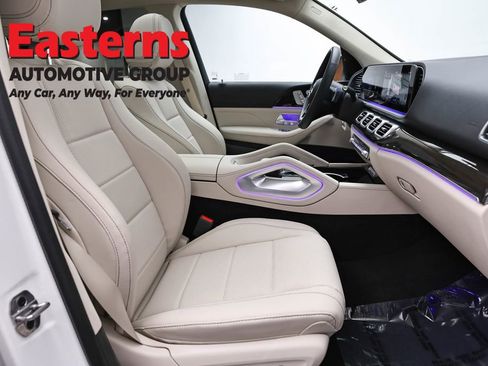 Used 2025 Mercedes-Benz GLE 450e 4MATIC image 24