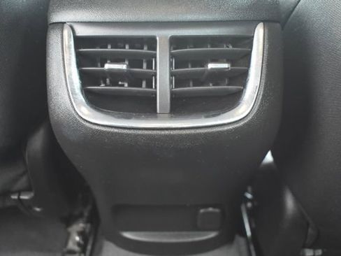 Used 2023 Chevrolet Malibu LT image 31