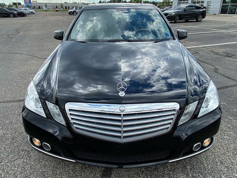 Used 2011 Mercedes-Benz E 350 4MATIC Sedan image 9