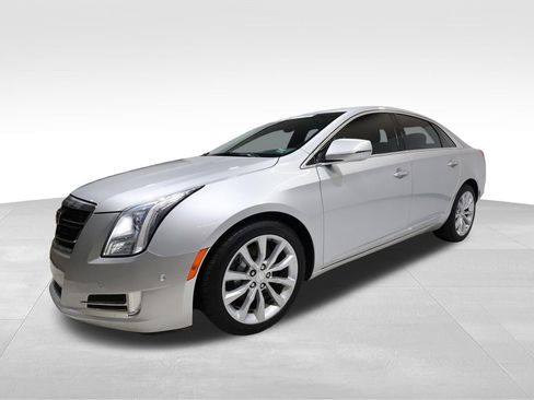Used 2017 Cadillac XTS Luxury image 6