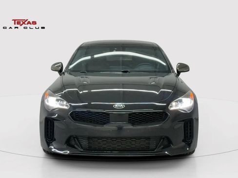 Used 2018 Kia Stinger GT2 AWD/4WD image 4