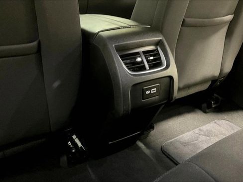 Used 2019 Chevrolet Blazer LT image 34