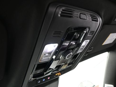 Used 2025 Cadillac Escalade ESV Sport w/ Touring Package image 40