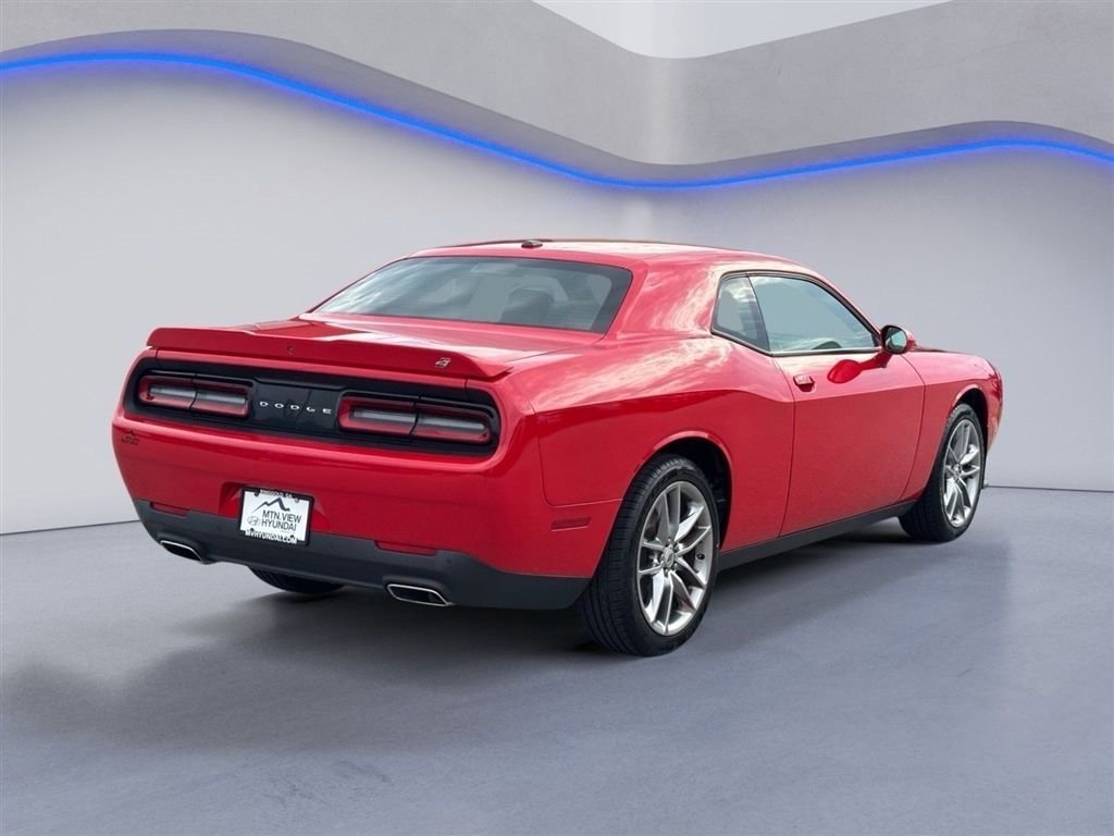 Used 2022 Dodge Challenger GT AWD/4WD image 6
