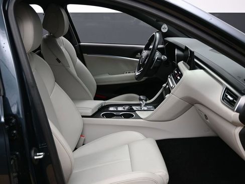 Used 2024 Genesis G70 2.5T AWD/4WD image 28