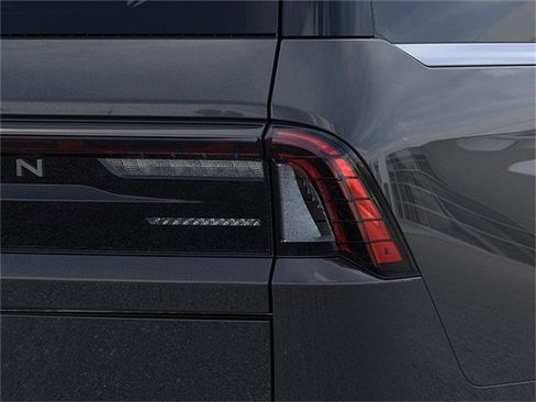 New 2025 Lincoln Navigator L Reserve AWD/4WD image 21