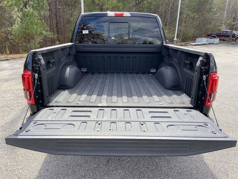 Used 2015 Ford F150 Lariat w/ Equipment Group 501A Mid image 9