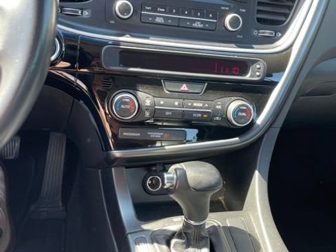 Used 2016 Kia Optima Hybrid FWD image 20