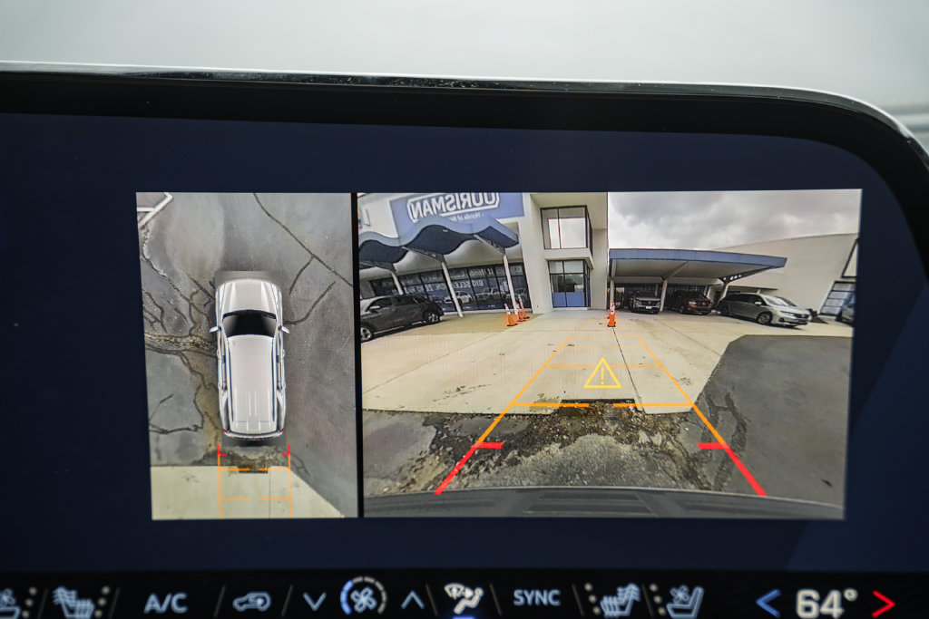 Used 2026 Chevrolet Tahoe Premier AWD/4WD image 49
