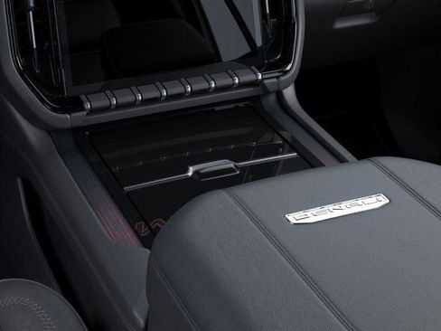 New 2025 GMC Yukon Denali w/ Denali Reserve Package image 23