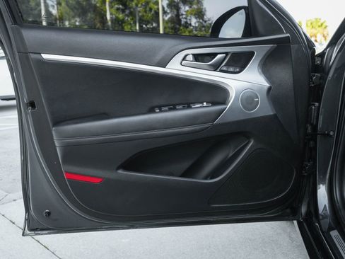 Used 2021 Genesis G70 2.0T w/ Elite Package image 35