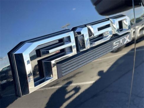 Used 2018 Ford F150 XL w/ Equipment Group 101A Mid image 26