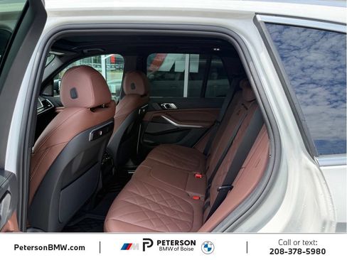 New 2026 BMW X5 xDrive50e w/ Premium Package AWD/4WD image 18