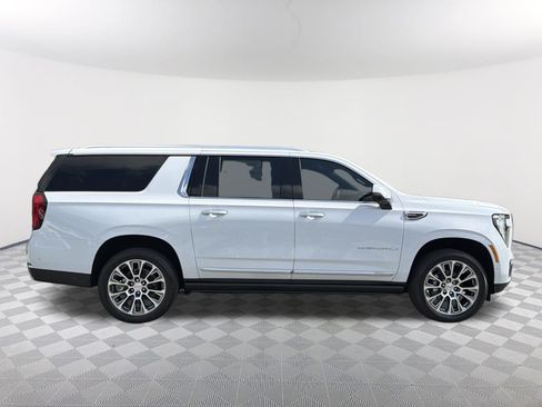 New 2026 GMC Yukon XL Denali w/ Sun & Power Step Package AWD/4WD image 7