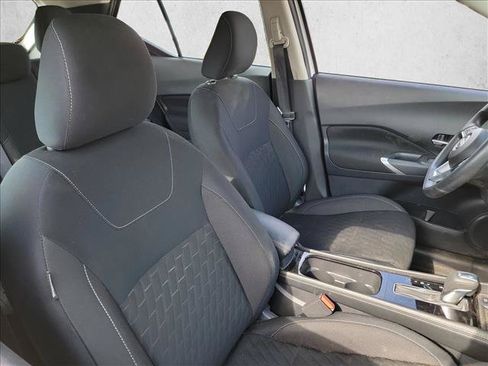Used 2024 Nissan Kicks SV w/ Interior Electronics Package FWD image 15
