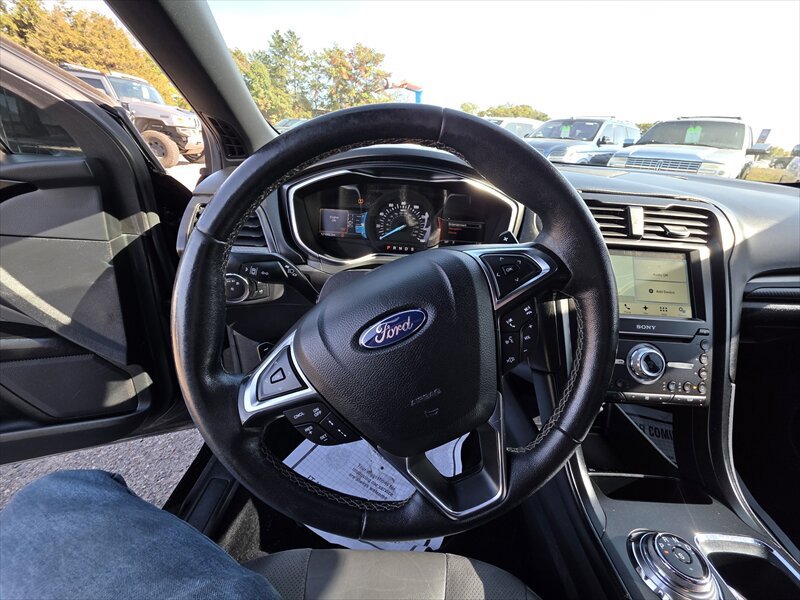 Used 2017 Ford Fusion Sport w/ Equipment Group 401A AWD/4WD image 16