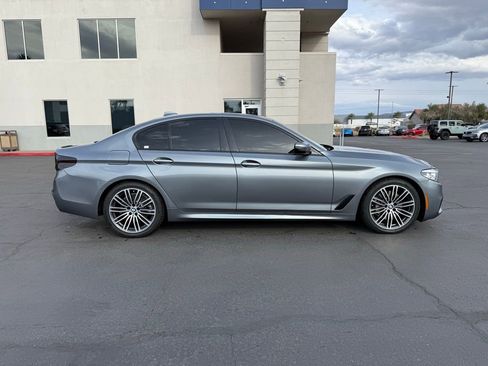 Used 2018 BMW 530i w/ M Sport Package image 3