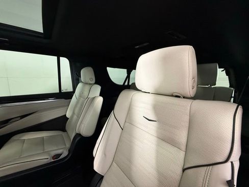 Certified 2025 Cadillac Escalade ESV Sport w/ Touring Package image 25