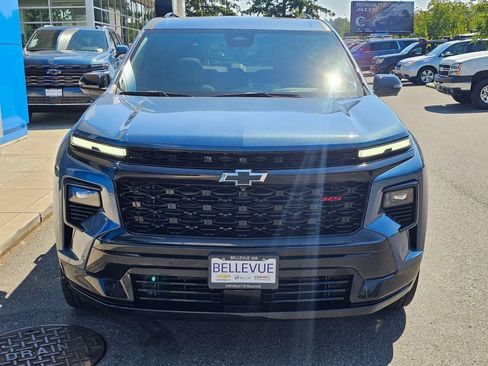 Used 2025 Chevrolet Traverse RS w/ LPO, Floor Liner Package AWD/4WD image 8