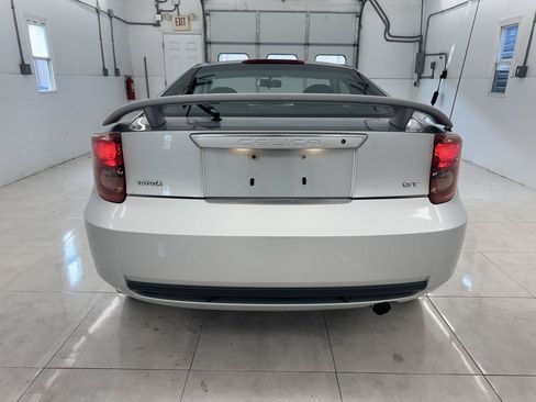 Used 2003 Toyota Celica GT w/ Upgrade Value Pkg FWD image 6