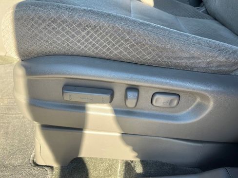 Used 2016 Honda Odyssey SE image 17