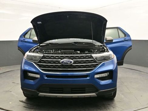 Used 2021 Ford Explorer XLT w/ Equipment Group 202A image 39