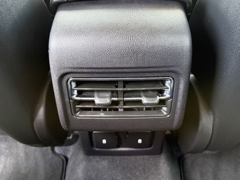 Used 2023 Lincoln Corsair AWD w/ Equipment Group 101A image 17