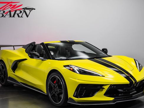 Used 2021 Chevrolet Corvette Stingray Premium Conv w/ Z51 Performance Package RWD image 7