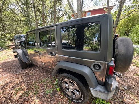 Used 2016 Jeep Wrangler Unlimited Sport w/ Max Tow Package AWD/4WD image 2