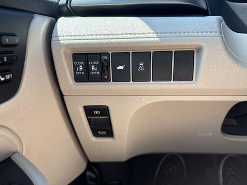 Certified 2025 Honda Odyssey EX-L image 37