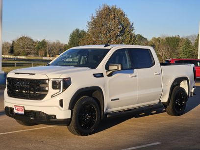 New 2026 GMC Sierra 1500 Elevation w/ Elevation Select Package