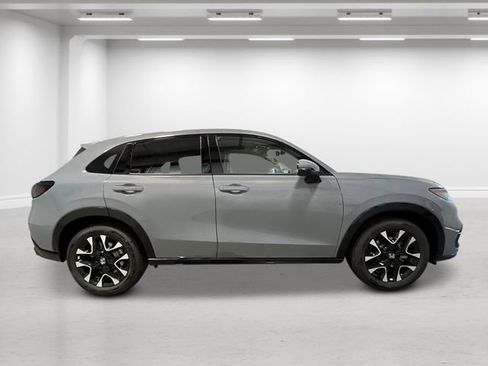 New 2026 Honda HR-V EX-L image 2