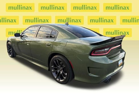 Used 2020 Dodge Charger Scat Pack w/ Plus Group RWD image 8