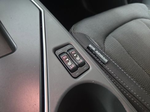 Used 2024 Subaru Crosstrek 2.0i Premium image 27