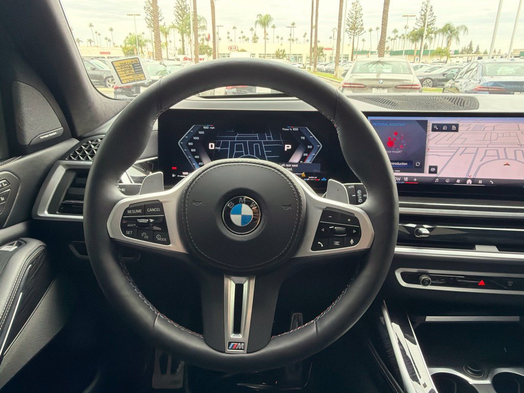 Used 2025 BMW X7 M60i AWD/4WD image 21