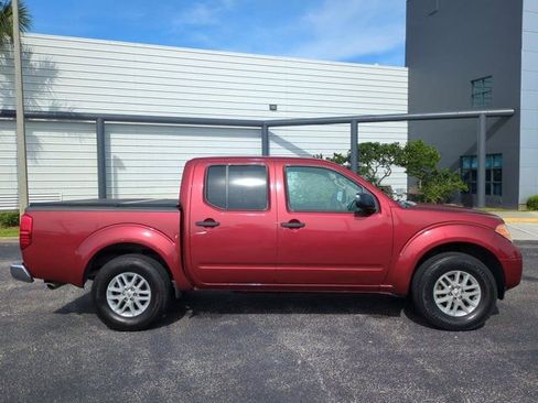 Used 2016 Nissan Frontier SV AWD/4WD image 4