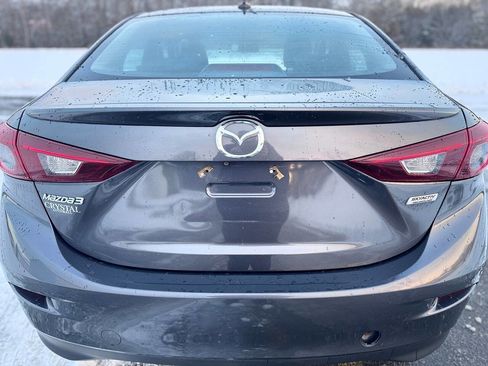 Used 2016 MAZDA MAZDA3 i Grand Touring image 15