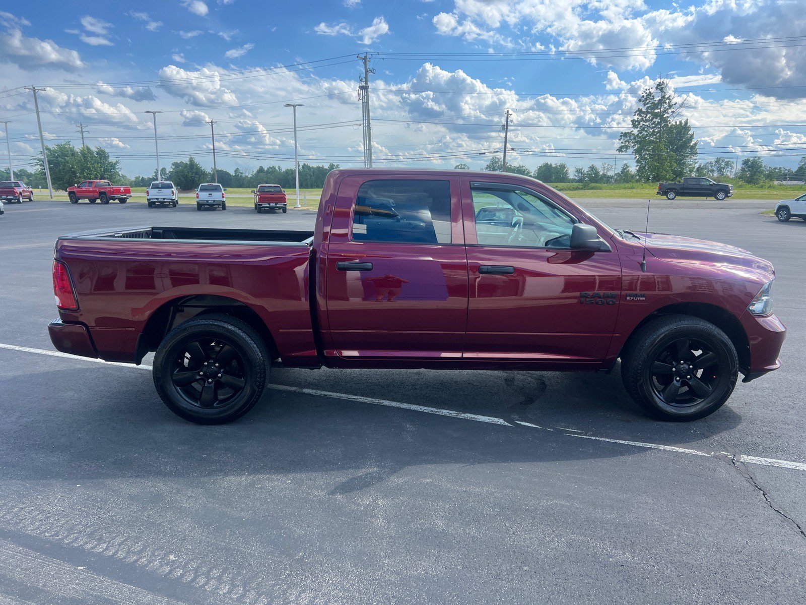 Used 2017 RAM 1500 Express w/ Express Value Package RWD image 5