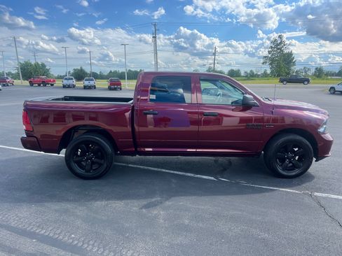 Used 2017 RAM 1500 Express w/ Express Value Package RWD image 5