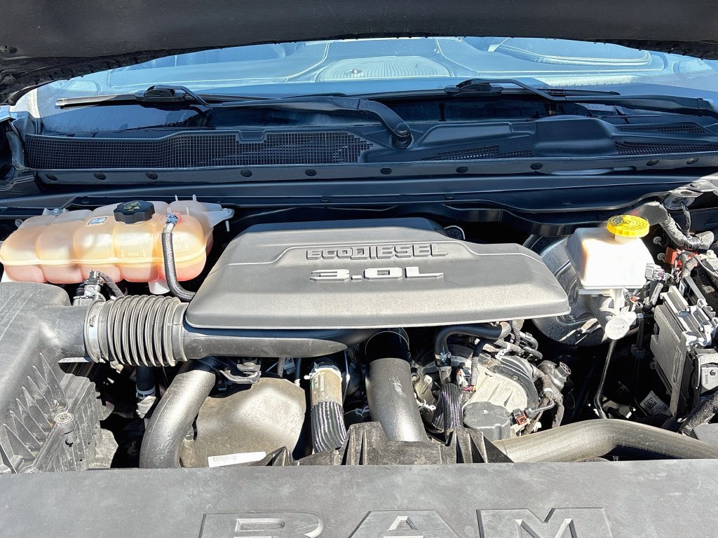 Used 2022 RAM 1500 Limited w/ Night Edition AWD/4WD image 31
