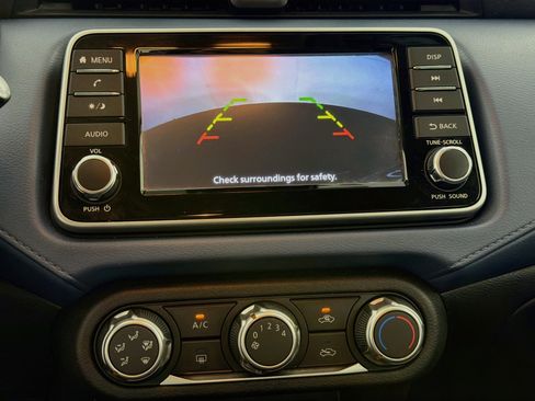 Used 2025 Nissan Versa SV FWD image 22