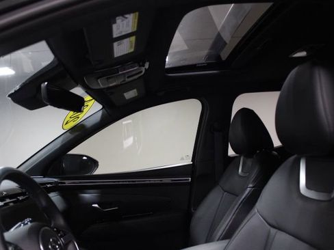 Used 2024 Hyundai Santa Cruz Limited image 3